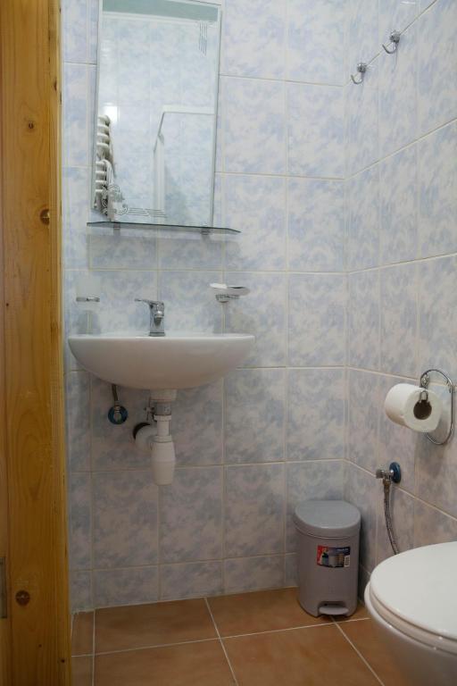 Ялинка Готель Vyshkiv Δωμάτιο φωτογραφία